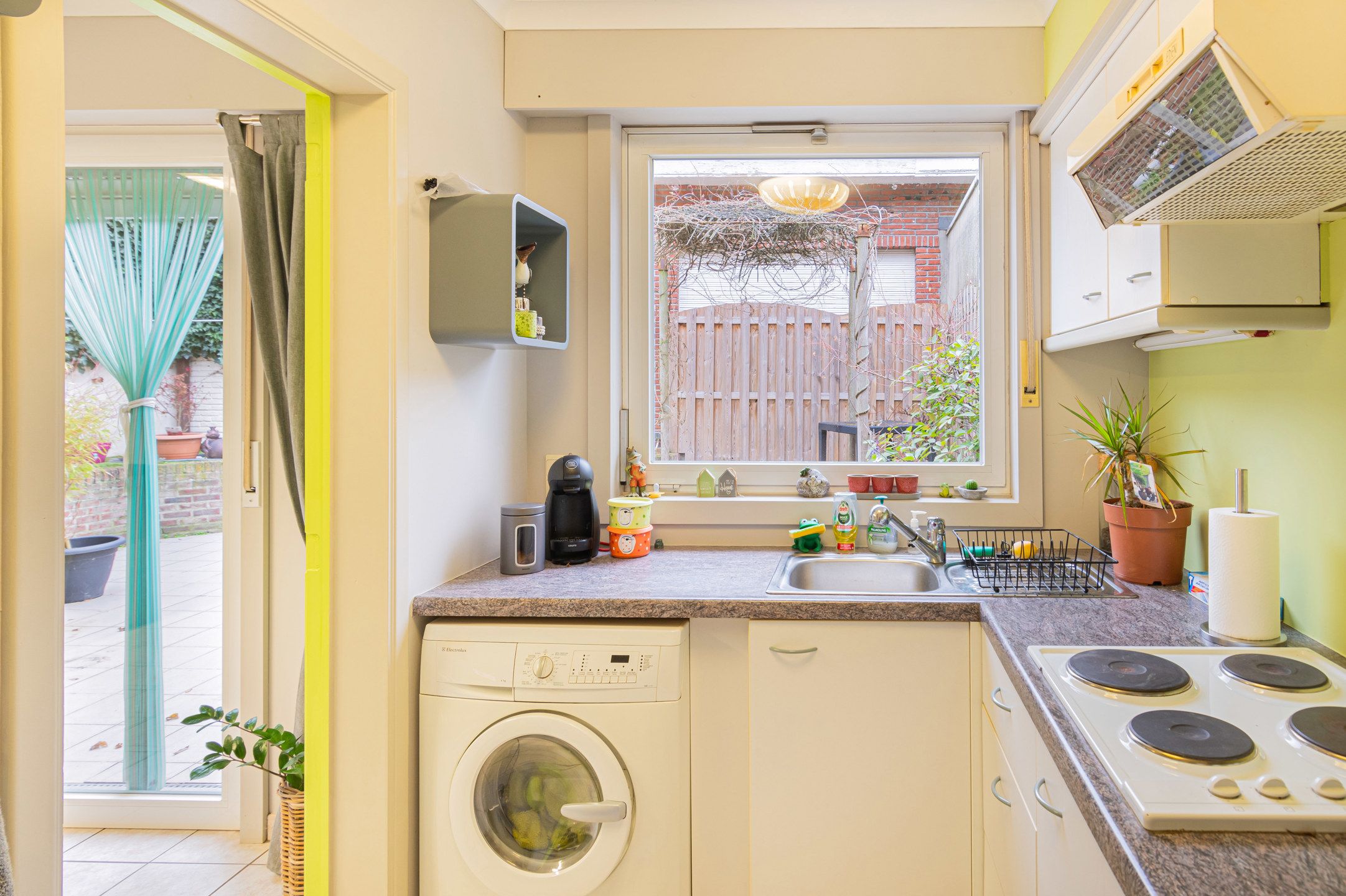 Handelshuis in hartje Willebroek foto 12