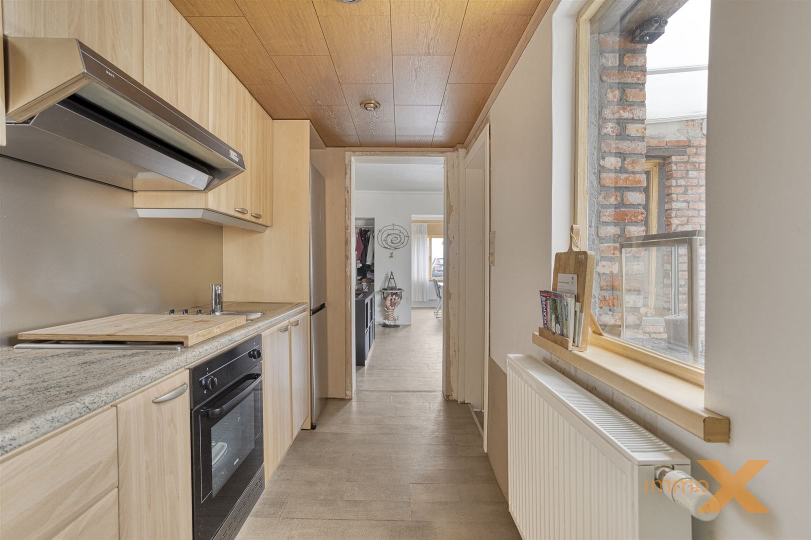 GEZELLIGE GROTENDEELS GERENOVEERDE WONING MET TUIN foto 8