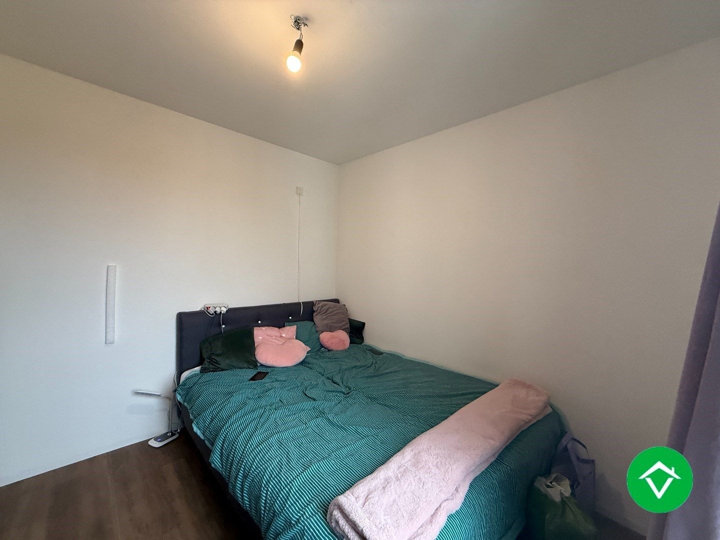 Instapklaar appartement met twee slaapkamers en garage te Roeselare foto 12