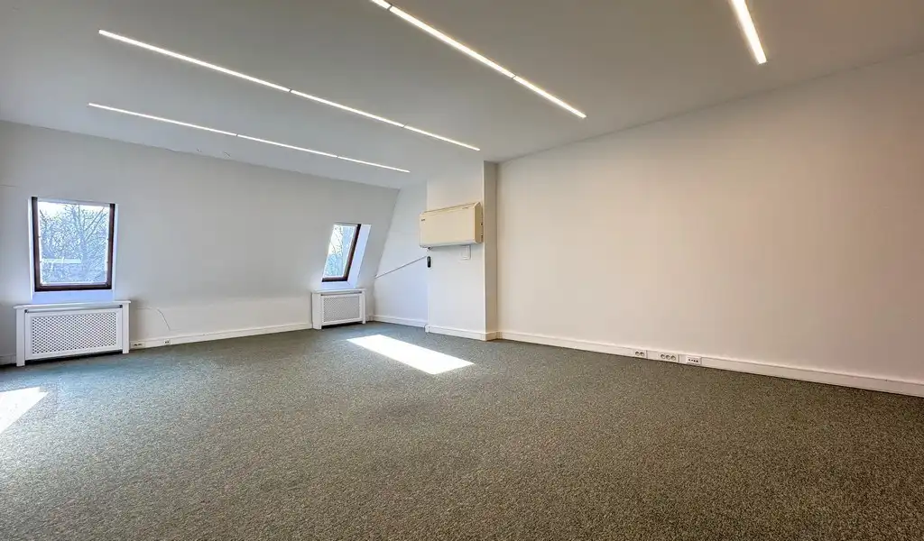 Kantoren te huur  in prachtig herenhuis te Antwerpen foto 14