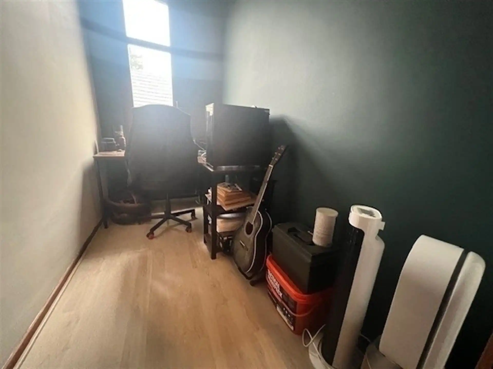 Ruime woning met zonnige tuin! foto 11