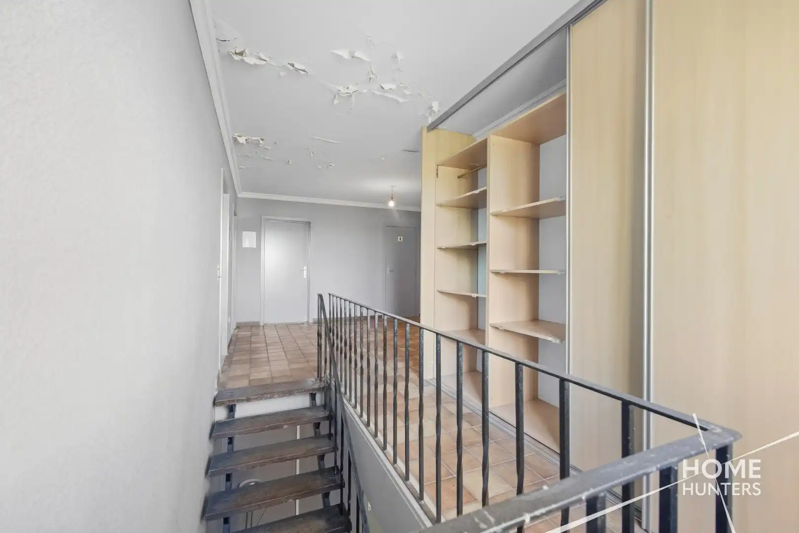 UITZONDERLIJK BEDRIJFSGEBOUW MET 2.268 M² LOODSRUIMTE EN 528 M² KANTOREN IN IEPER foto 28