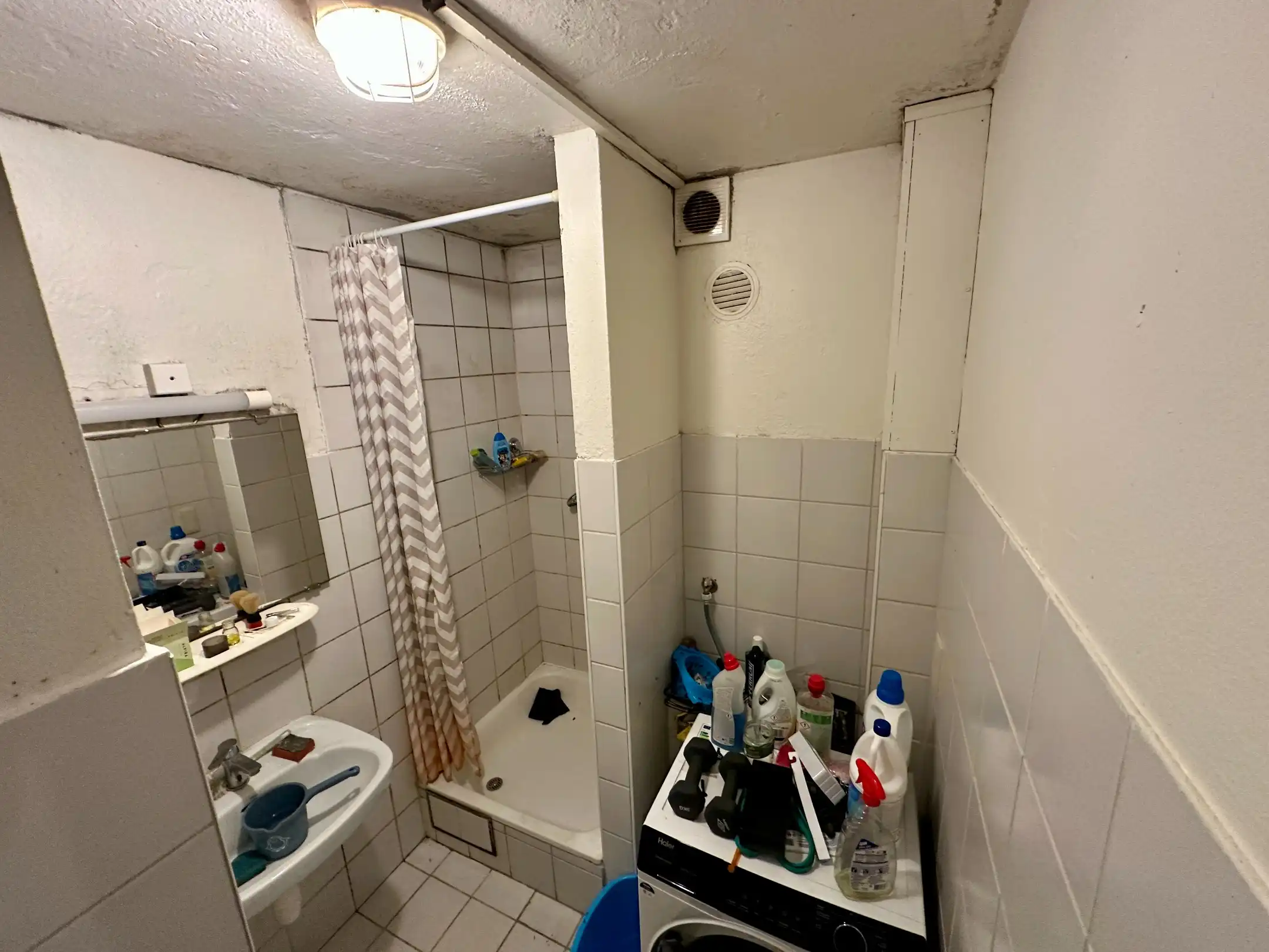 Unieke investeringskans, voor snelle beslissers: 1slkm app met kelderbeging en balkon te GENK foto 7
