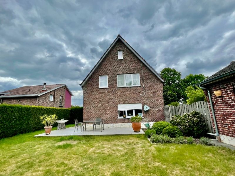 Ruime villa te huur in Mariakerke foto {{pictureIndex}}