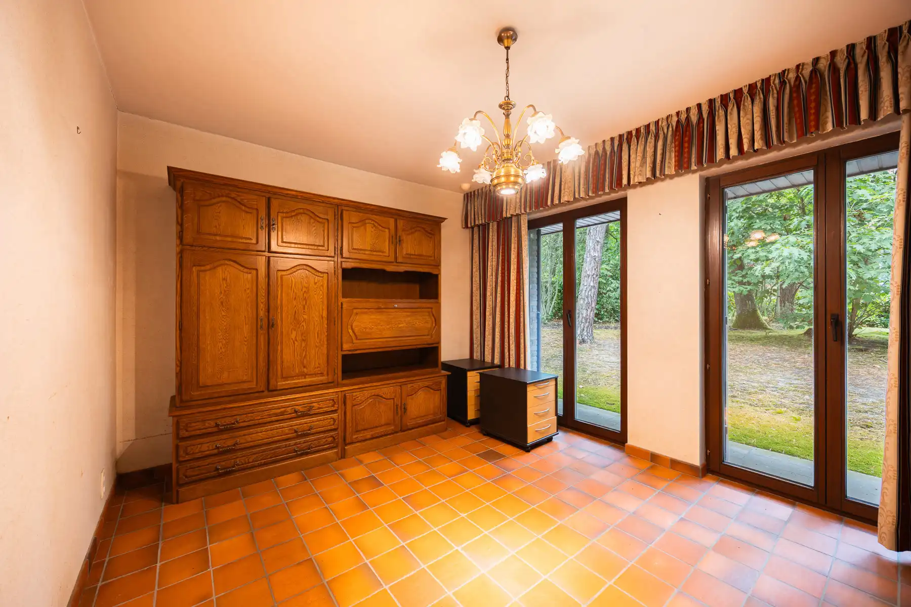 Zéér ruime villa op 3.014m² omgeven door groen foto 17