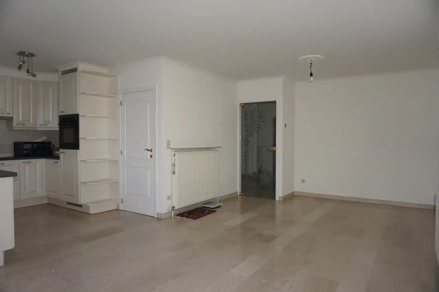 Instapklaar appartement met 2 slaapkamers, terras en dubbele ondergrondse garage – Solferinostraat 4, Paal foto 3