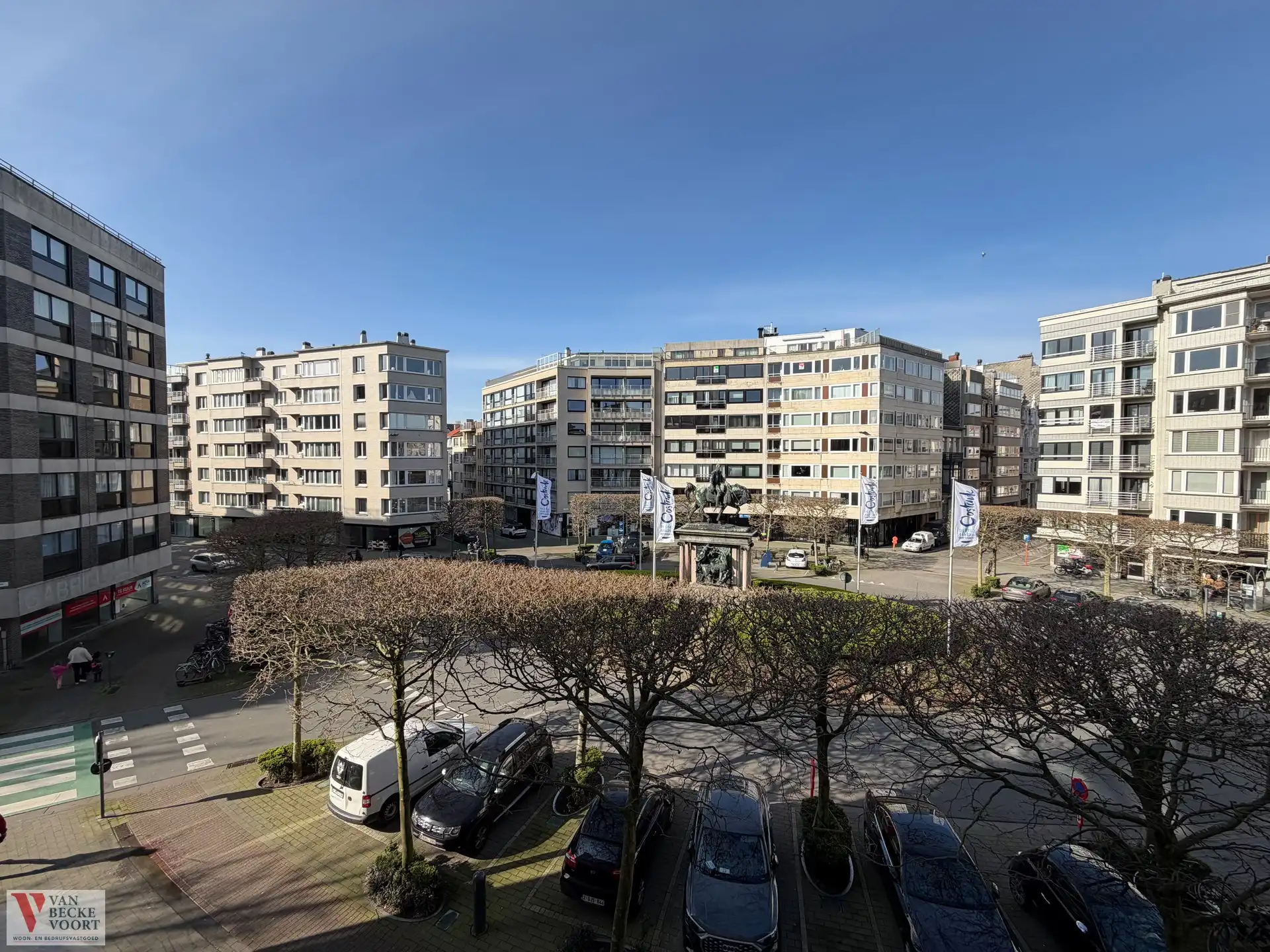 Appartement met drie slaapkamers en open zicht foto 5