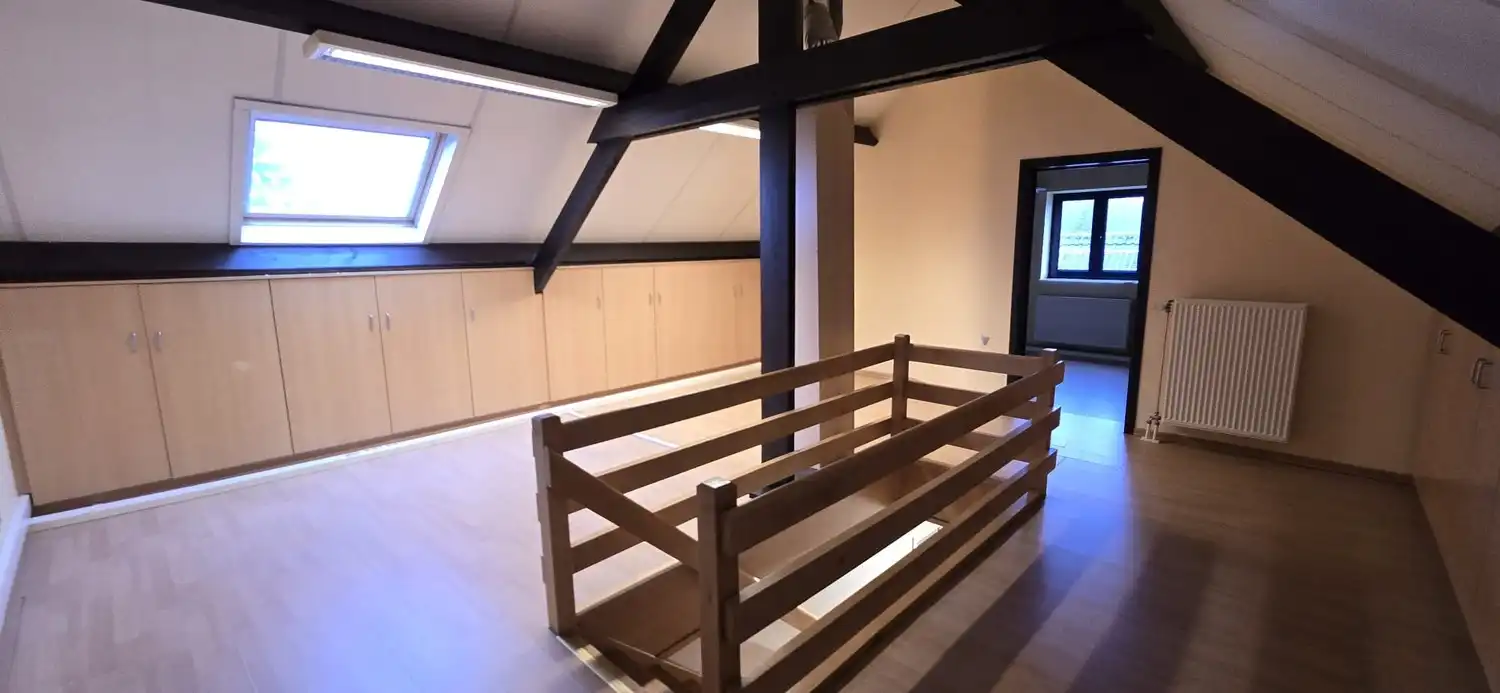 Multifunctioneel gebouw met parking, onmiddellijk beschikbaar! foto 20