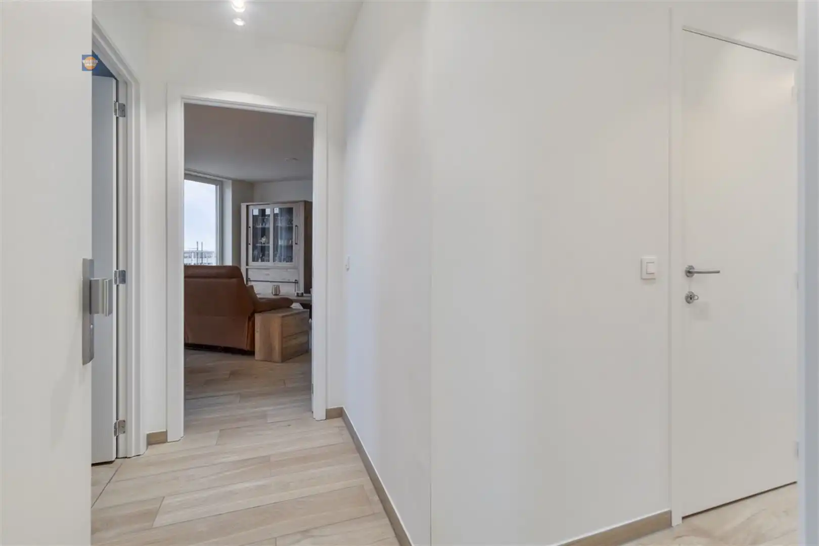 Modern en instapklaar appartement met 2 slaapkamers op absolute topligging foto 11
