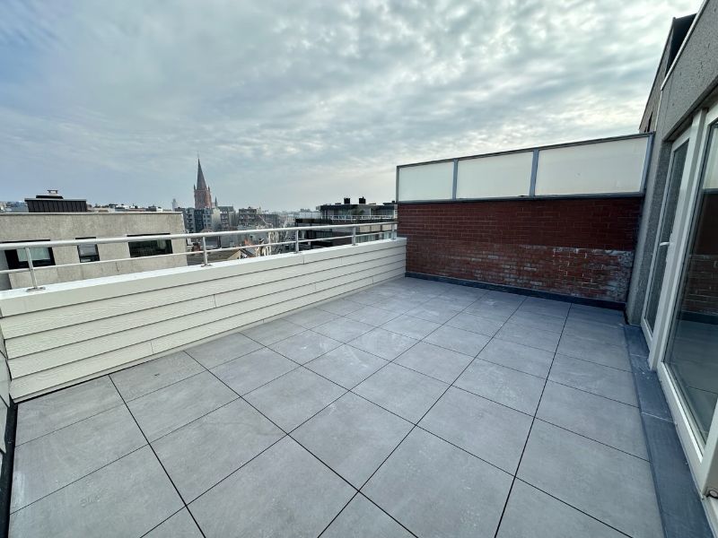 Hoofdfoto van de publicatie: Uniek 1slpk dakappartement met royale zonneterassen op wandelafstand van zee !