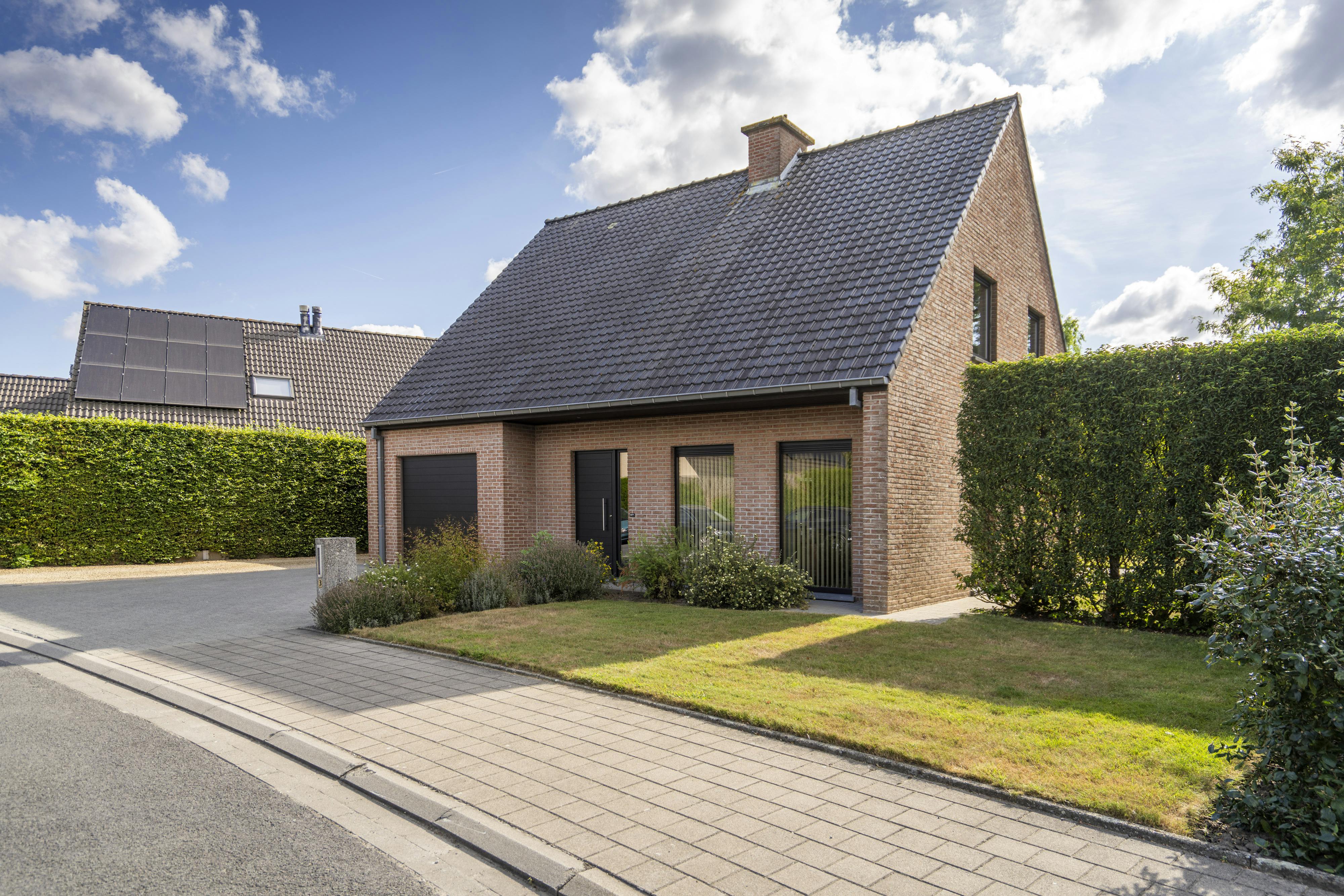 Instapklare villa in de rustige Keibeekstraat te Zwevegem foto 23