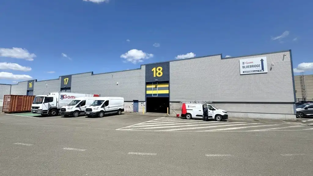 Bedrijfsunit te huur nabij A12 in Aartselaar Business Estate foto 2