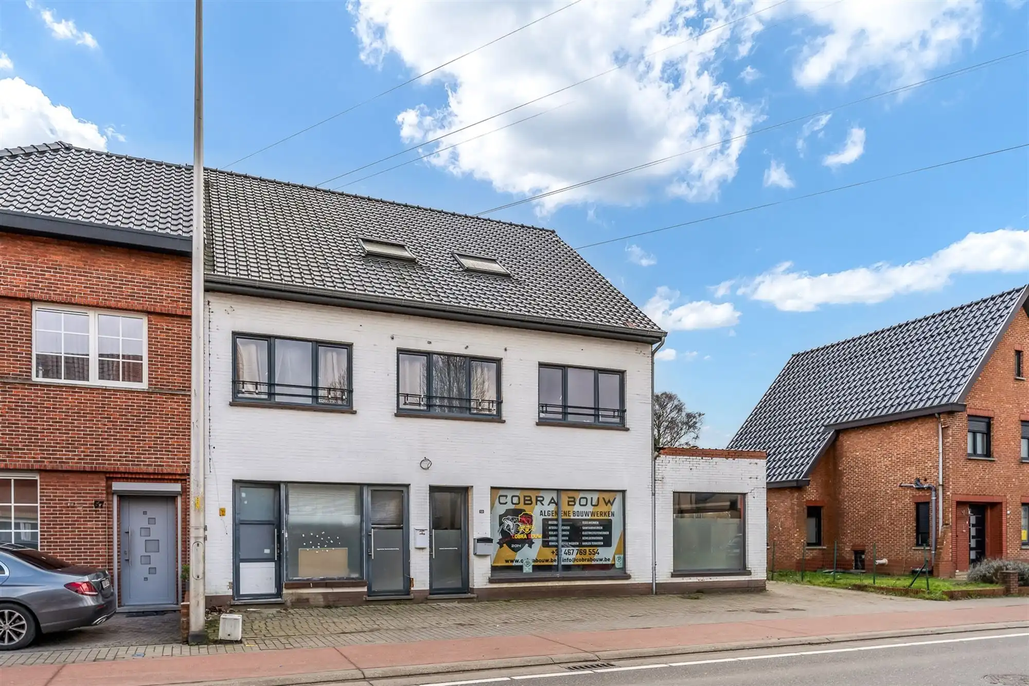 HANDELSHUIS MET RUIM HANDELSPAND EN 2 WOONENTITEITEN OP PERCEEL VAN 9A68CA TE KOERSEL foto 48