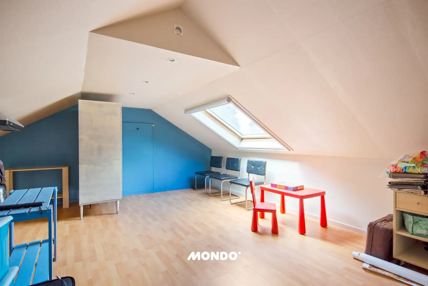 Gerenoveerde laagbouw woning! foto 18