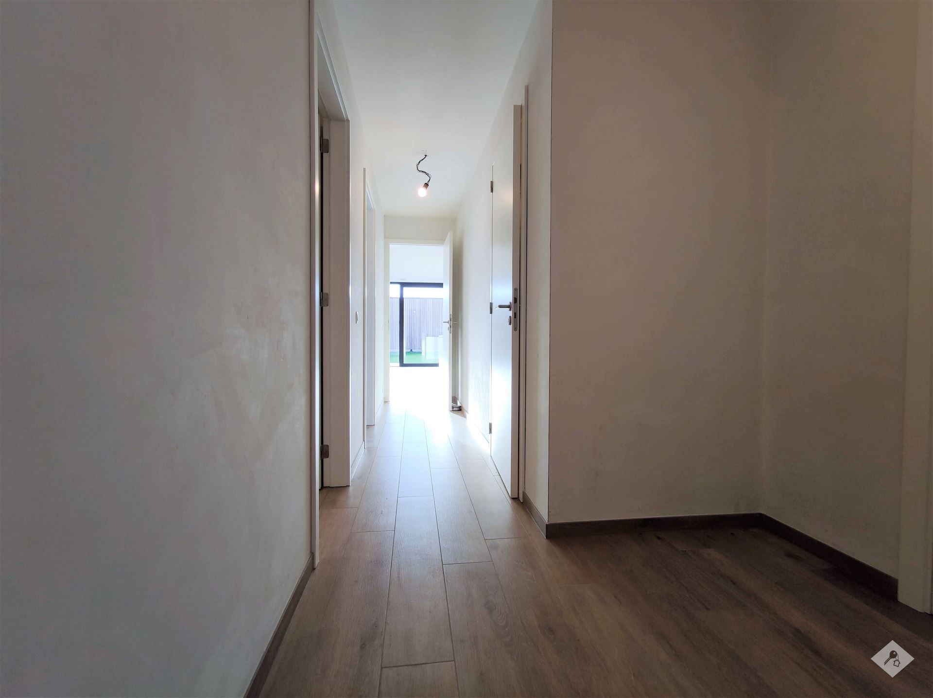 Prachtig gelijkvloers appartement met tuin in hartje Buggenhout foto 11