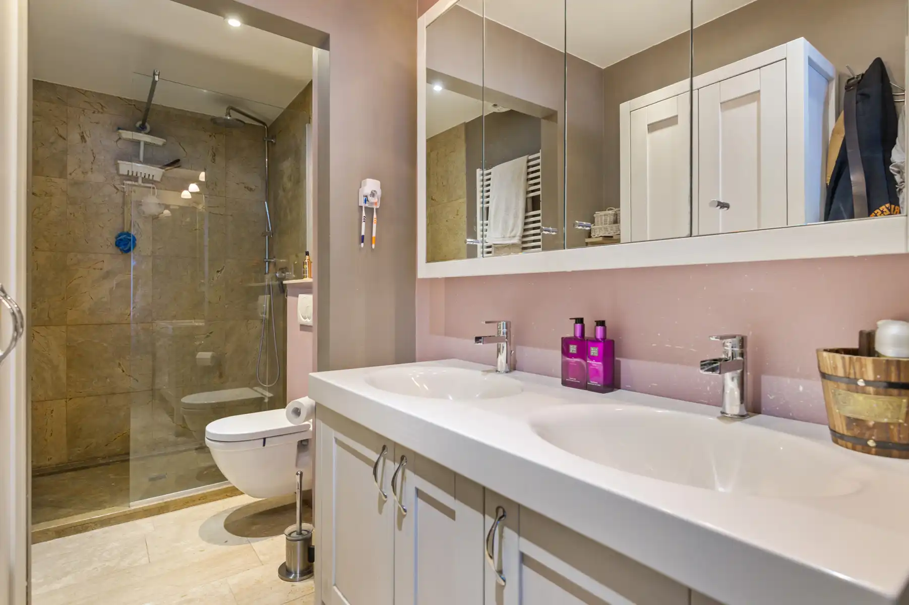 Instapklare bel-etage met 3 slaapkamers foto 13