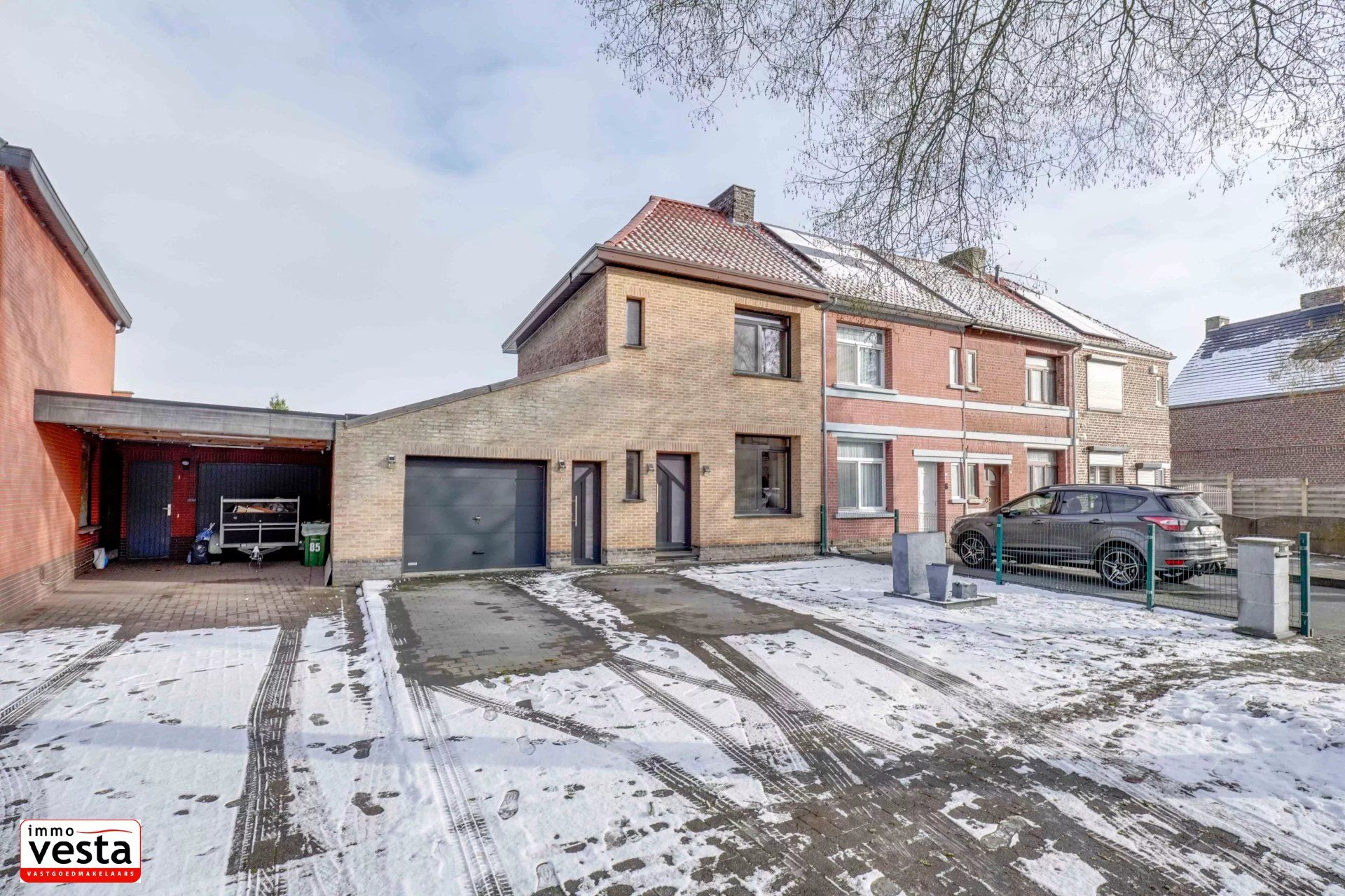 Ruime gezinswoning met 5 slaapkamers foto 27