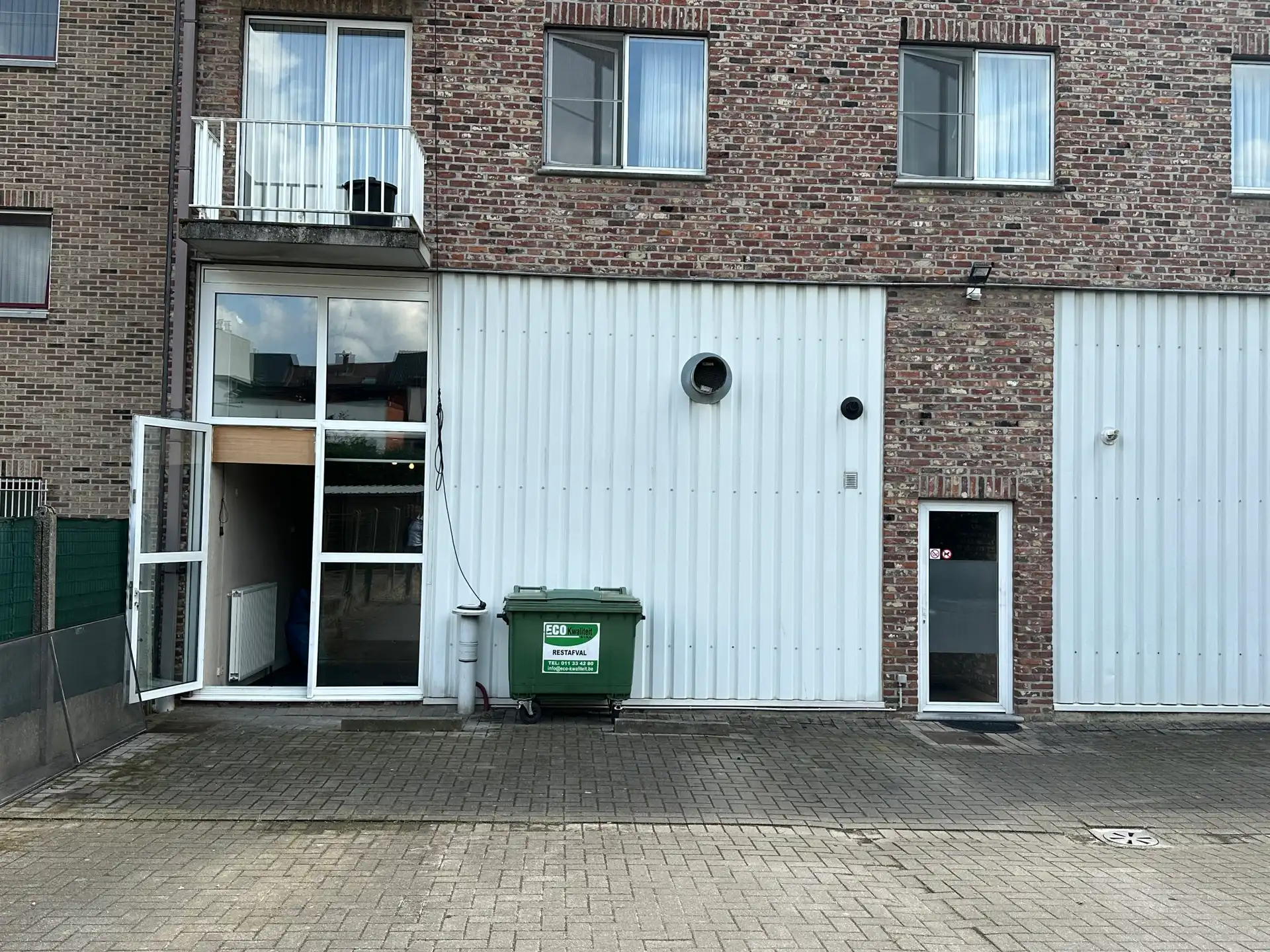 Commerciële ruimte te huur foto 6