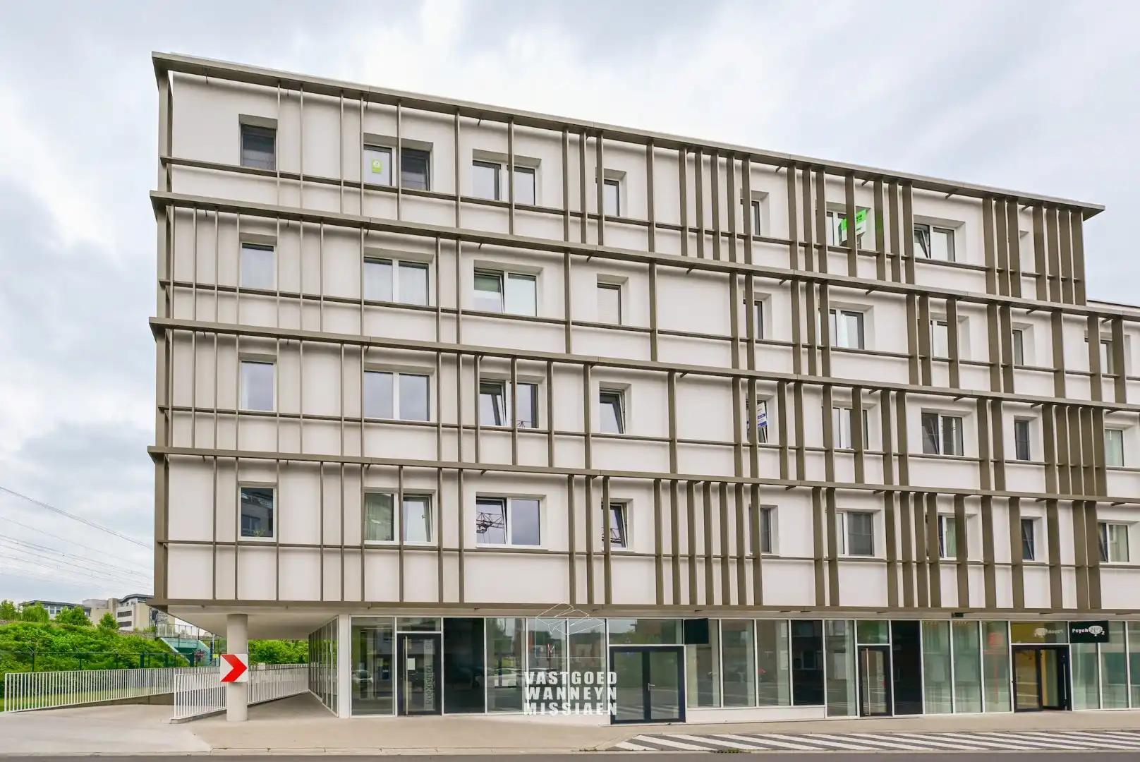 Luxueus appartement op de bovenste verdieping met panoramisch zicht over Roeselare foto 15