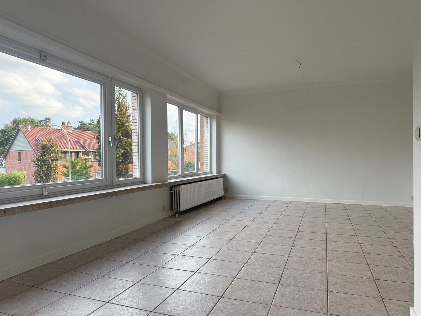 Lichtrijk appartement met terras en garagebox - AFSPRAAK MAKEN VIA MELINA@M3MAKELAARS.BE foto 3