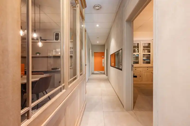 Ruime loods met kantoorruimte aan de Oeselgemstraat te huur in Wakken – perfect voor uw bedrijfsactiviteiten! ✨ foto 20