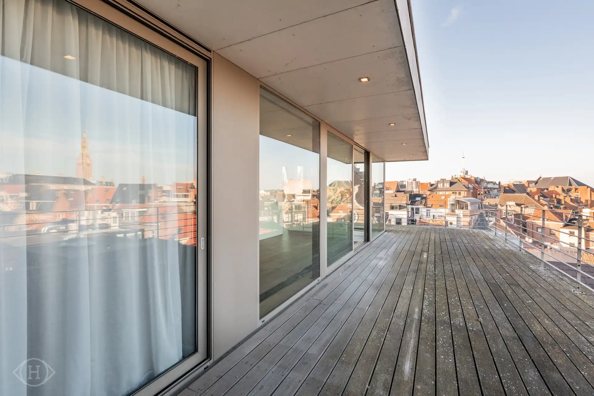 Uniek tweeslaapkamerpenthouse in hartje Leuven foto 14