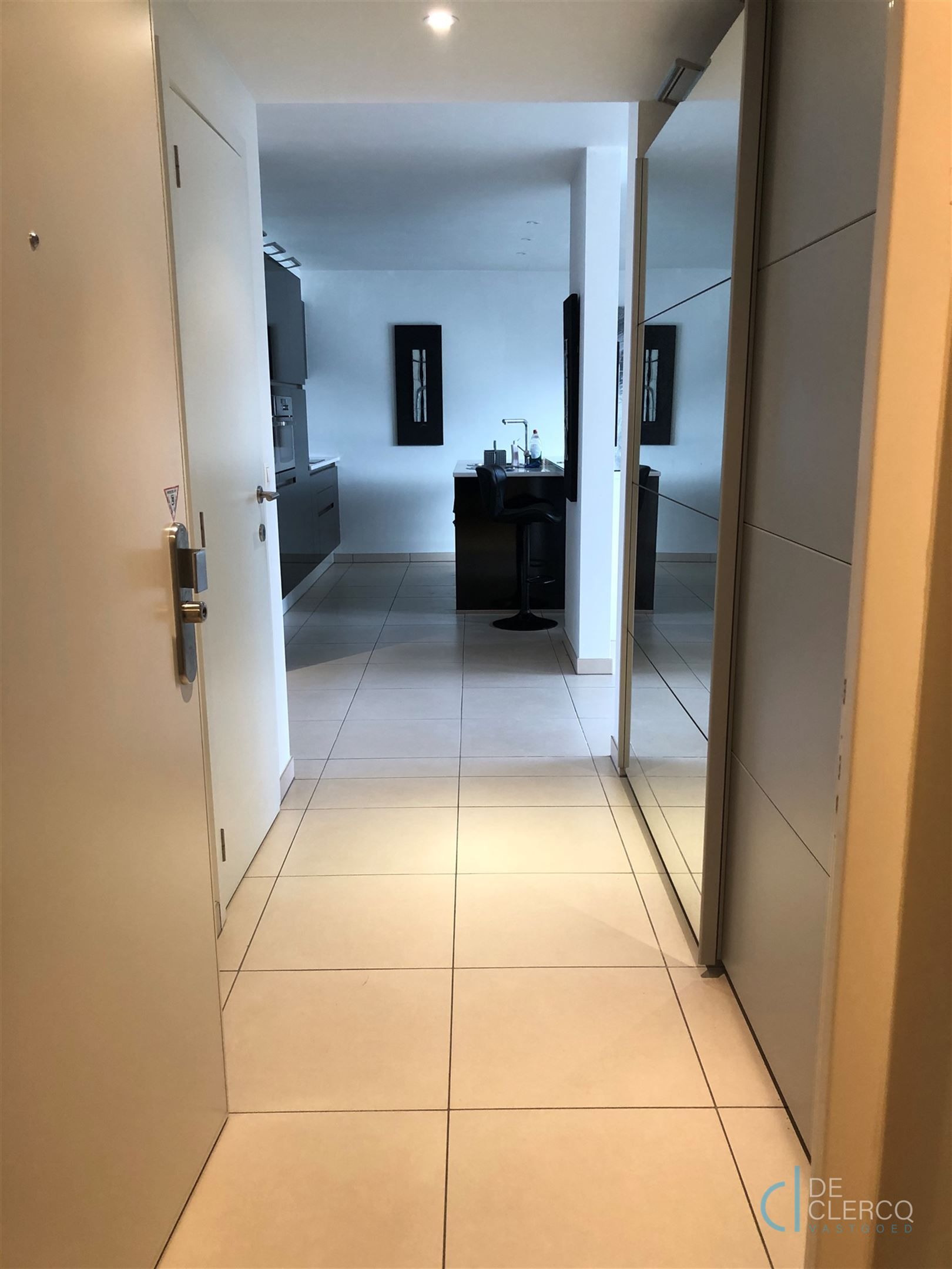 Zeer ruim appartement met garage TE HUUR in het centrum van Lochristi! foto 22