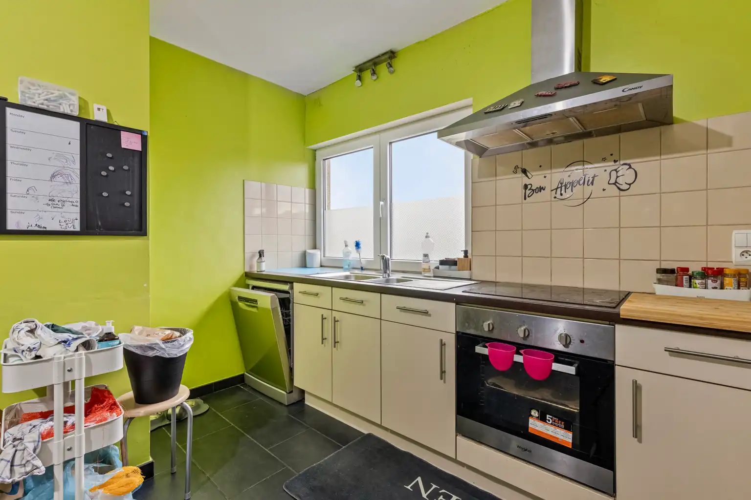 Instapklare penthouse  2 slaapkamers op 3de verdieping foto 4