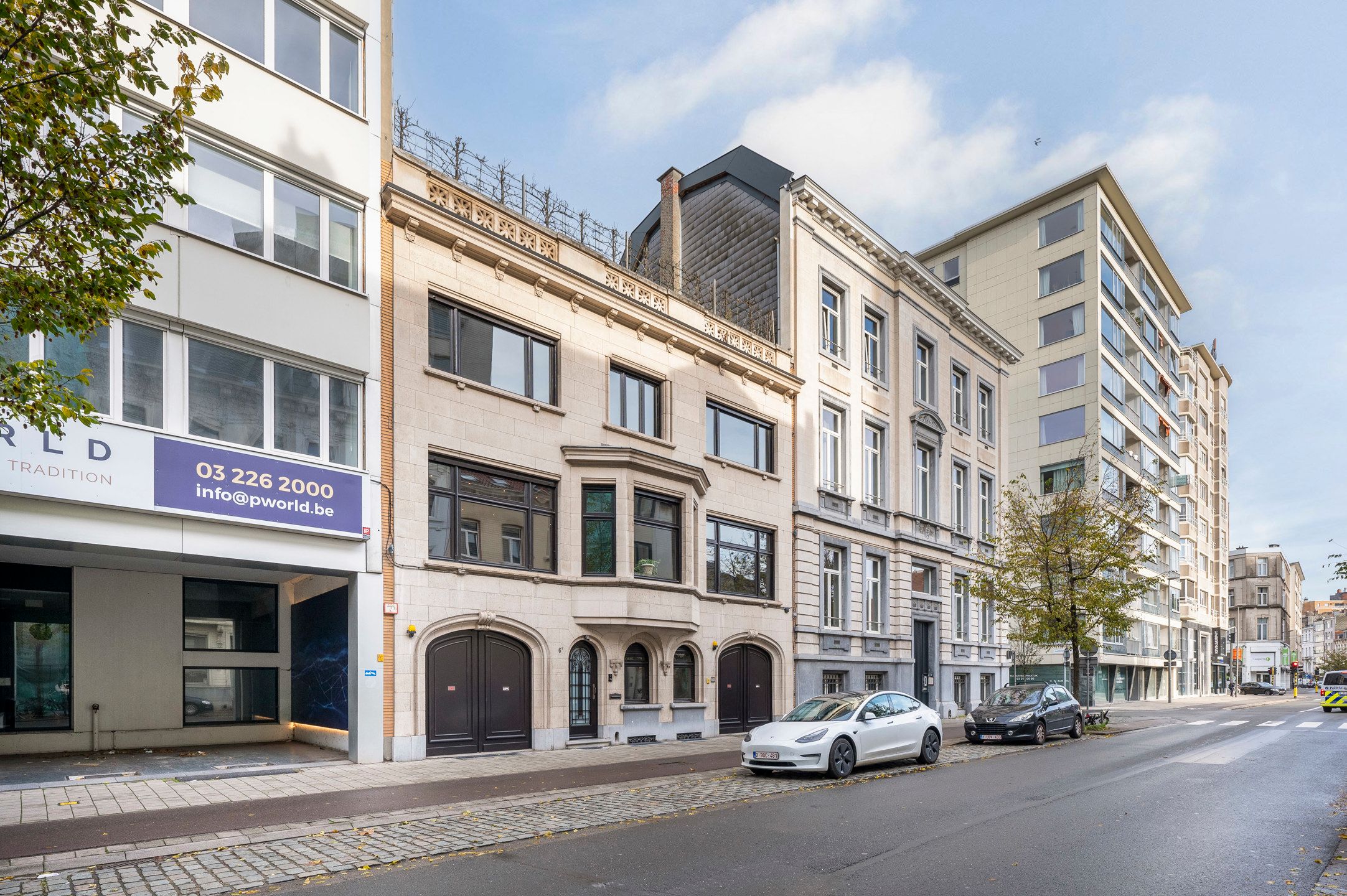 ANTWERPEN - Bijzonder herenhuis foto 33