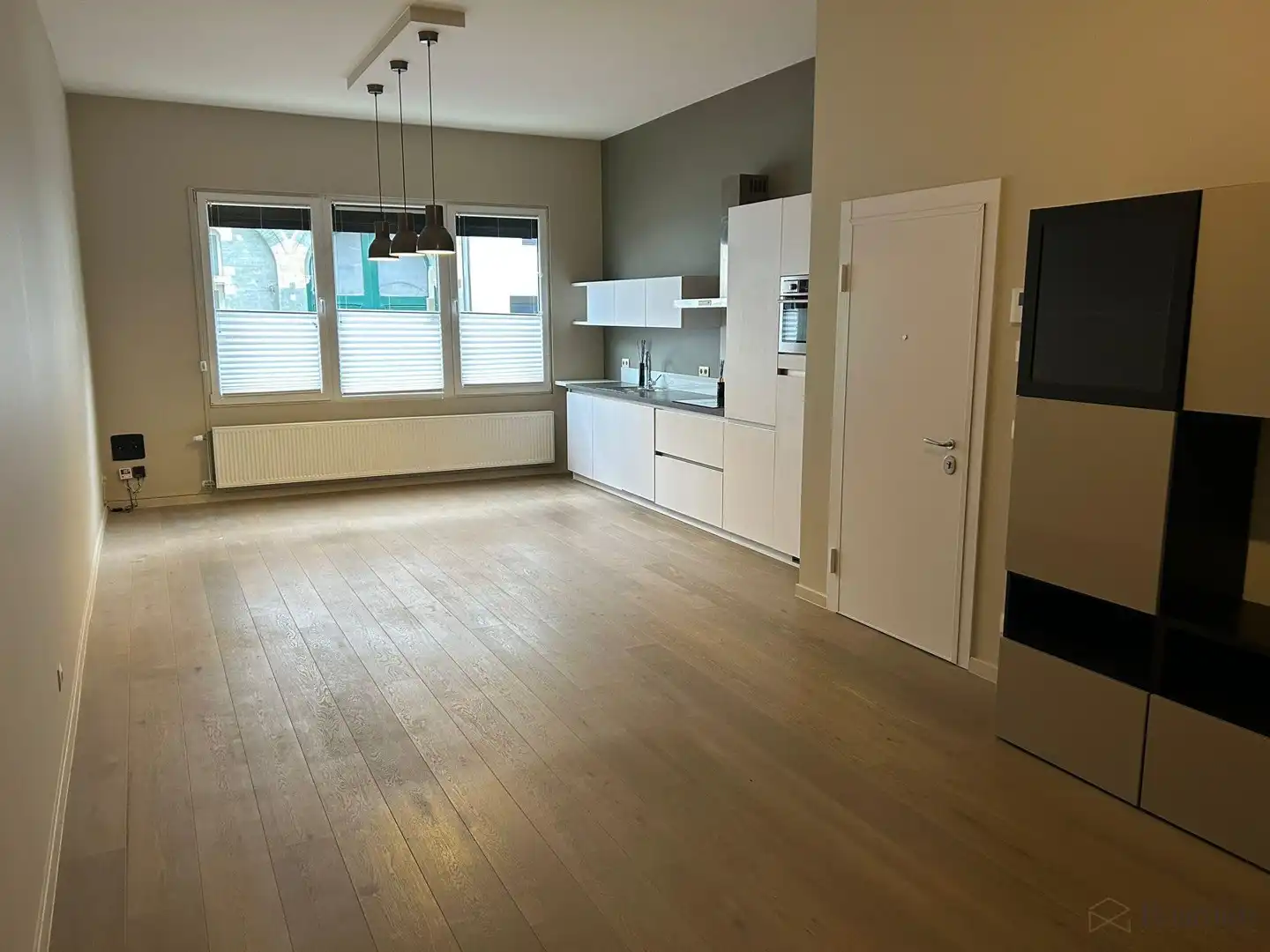 Gelijkvloers appartement te huur in centrum Antwerpen foto 3