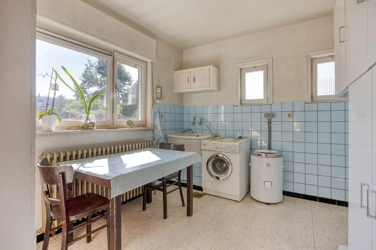 Gelijkvloerswoning met oa 3 slaapkamers in een rustige doodlopende straat. foto 12