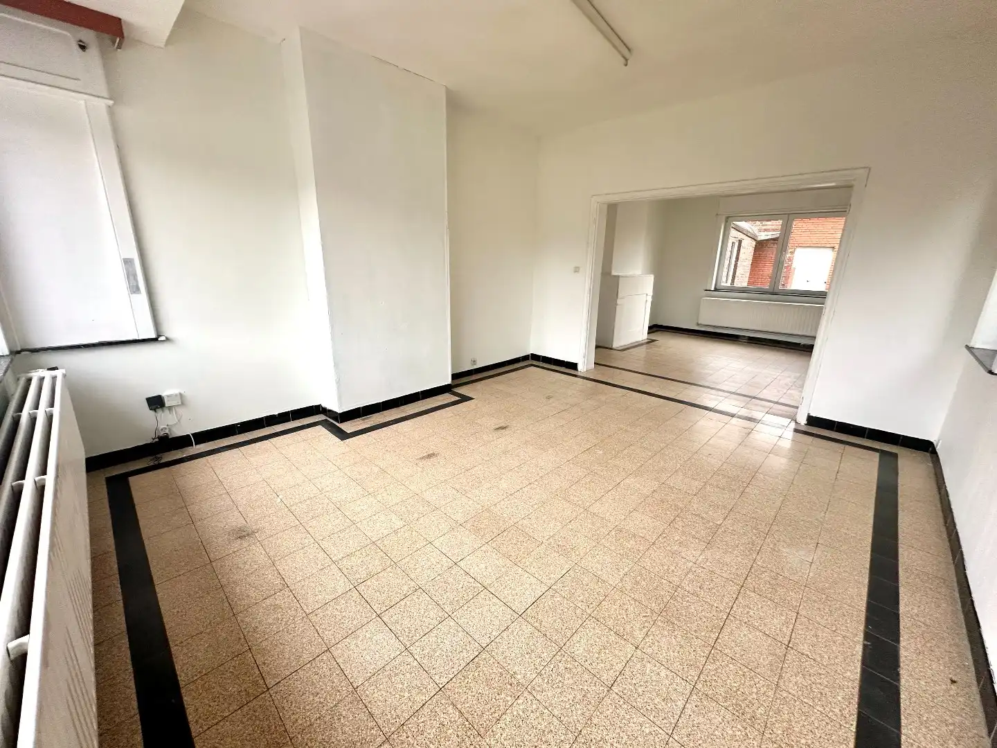 Karaktervolle vrijstaande woning met tal van mogelijkheden nabij het centrum van Tongeren foto 4