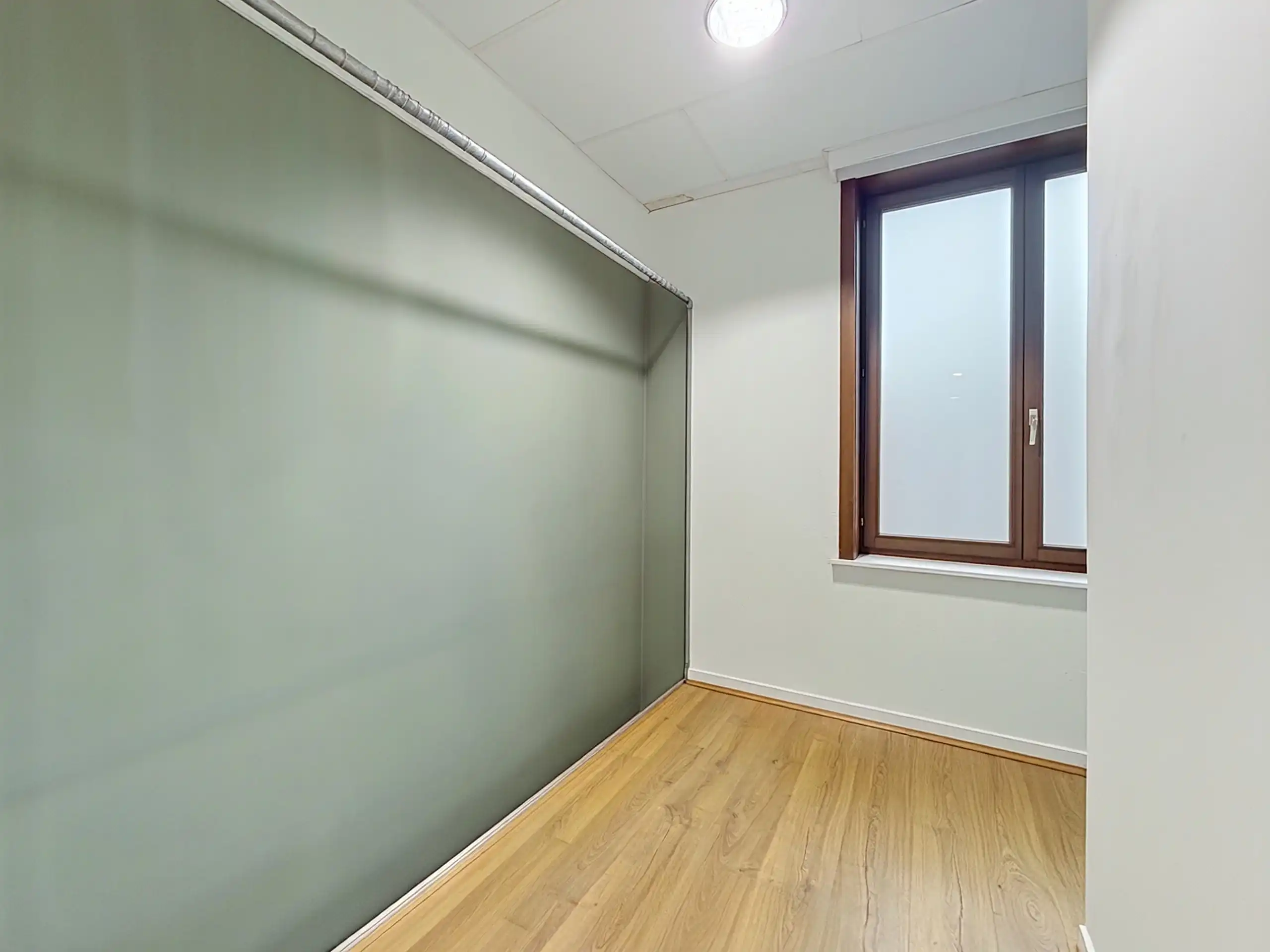 Stijlvol appartement te koop in Marke met 2 slaapkamers, moderne keuken en een ruime woonkamer! foto 11