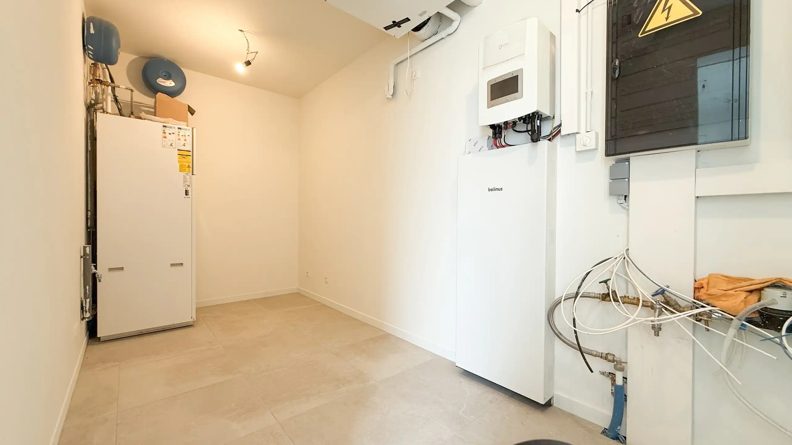 Hoogwaardig afgewerkte woning met industriële look! foto 14