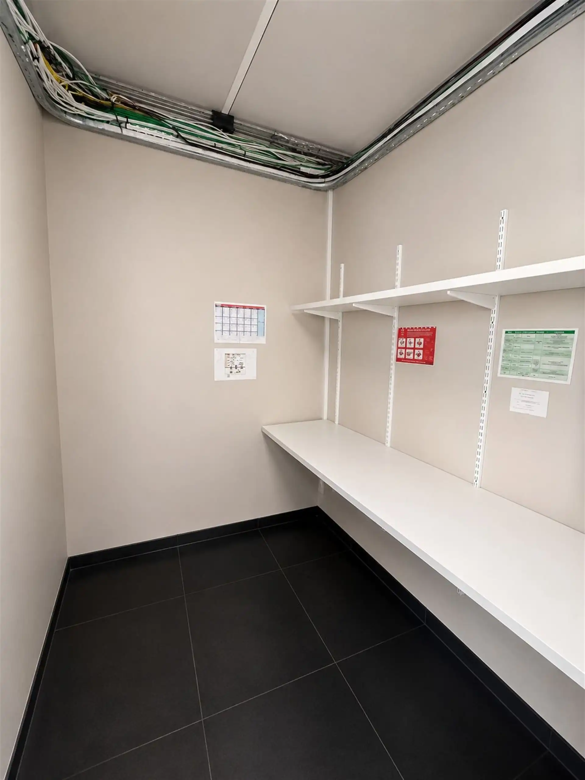  Opvallend handelspand op commerciële toplocatie in hartje Aalst! foto 5