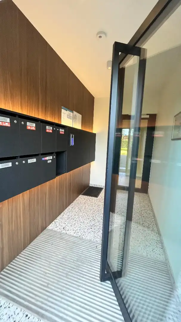 Luxe appartement van 108 m² met groot terras foto 20