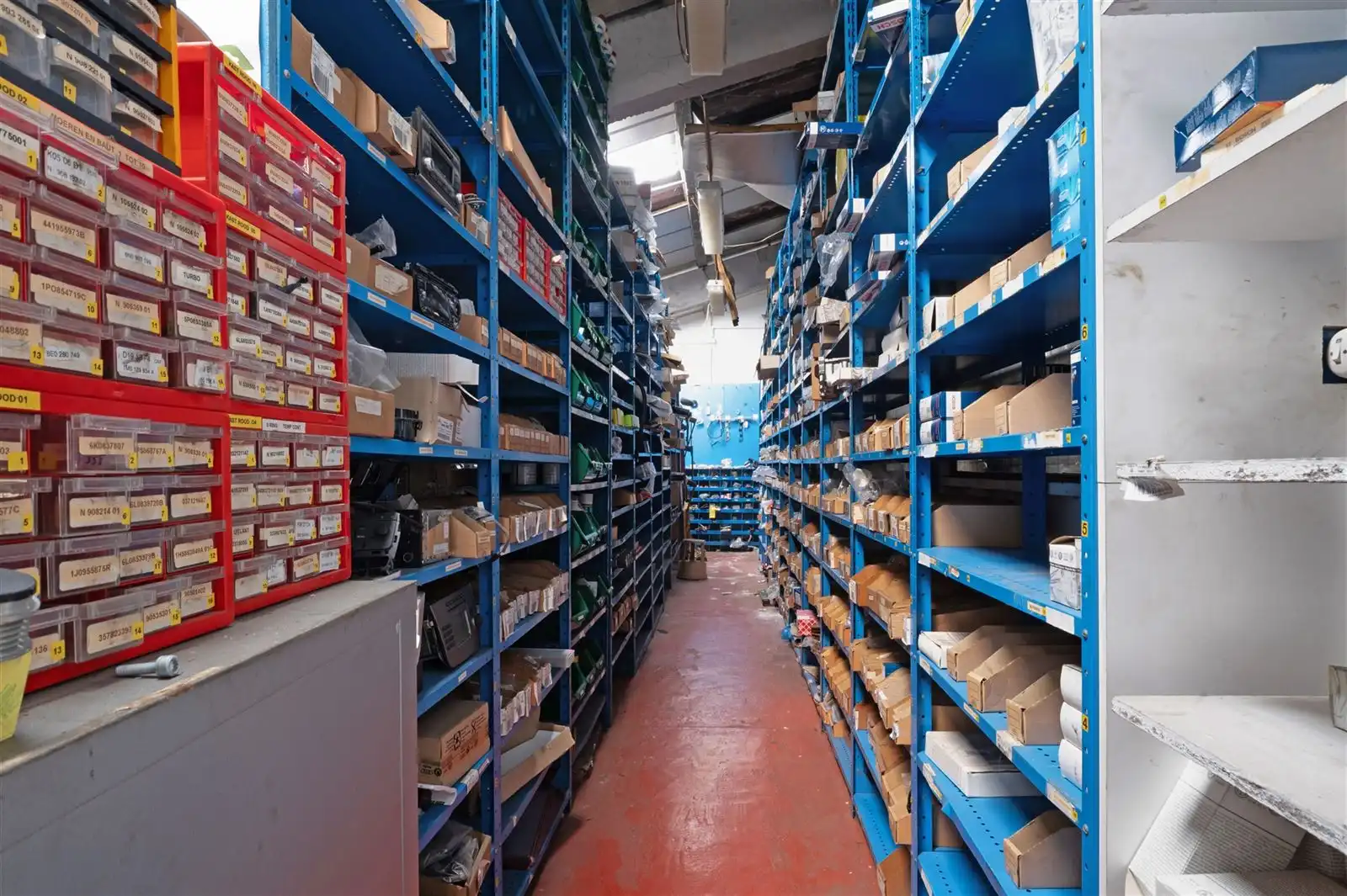 Functioneel bedrijfsgebouw te Kruisem! foto 17