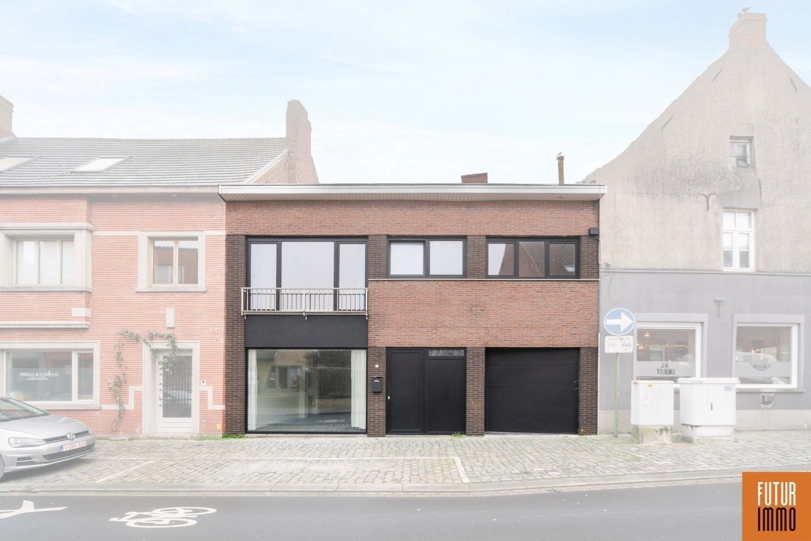 Huis te koop Kerkplein 2 - - 8800 Roeselare