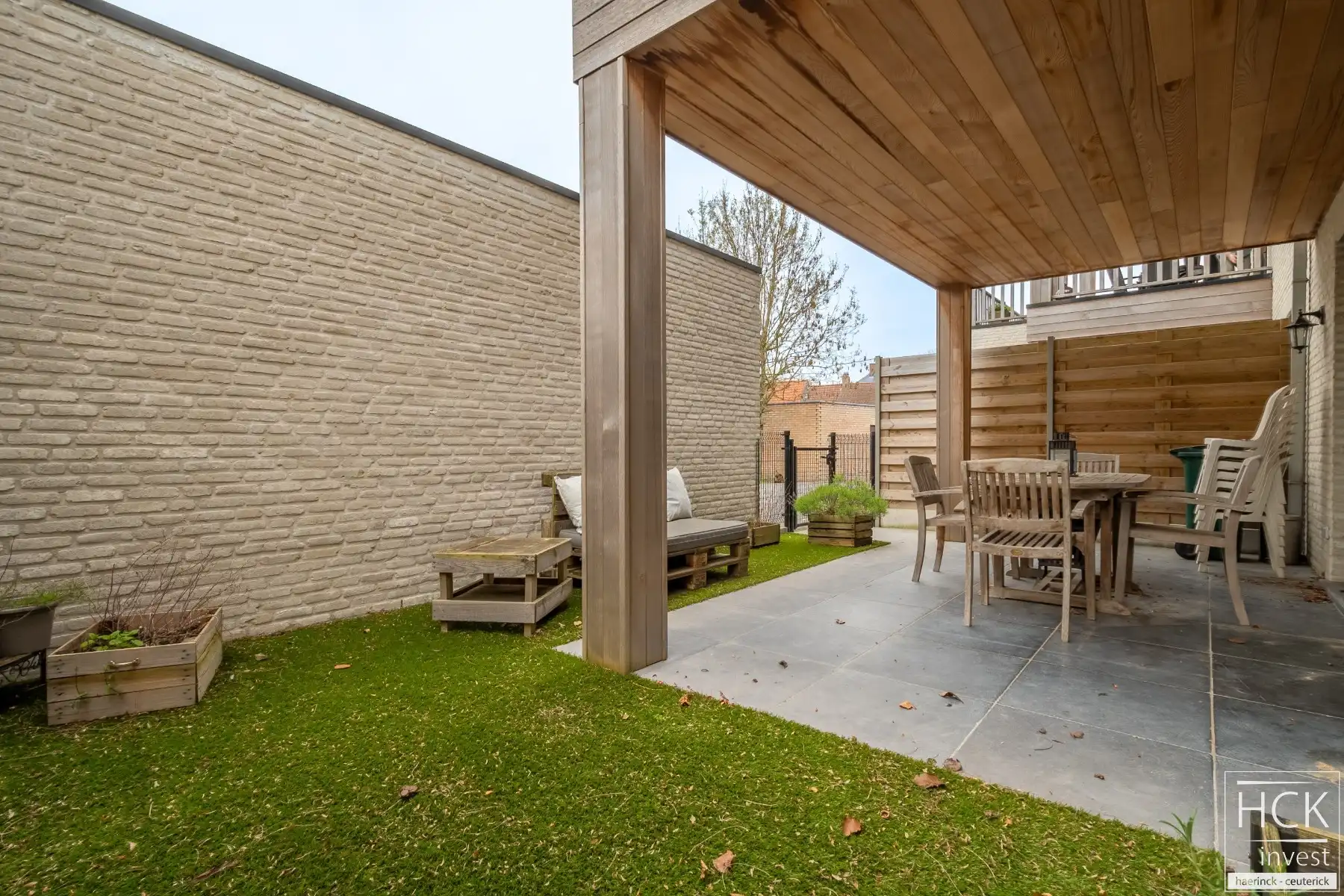 KRUISHOUTEM – Energiezuinig gelijkvloers appartement met 2 SLPK én garage foto 6