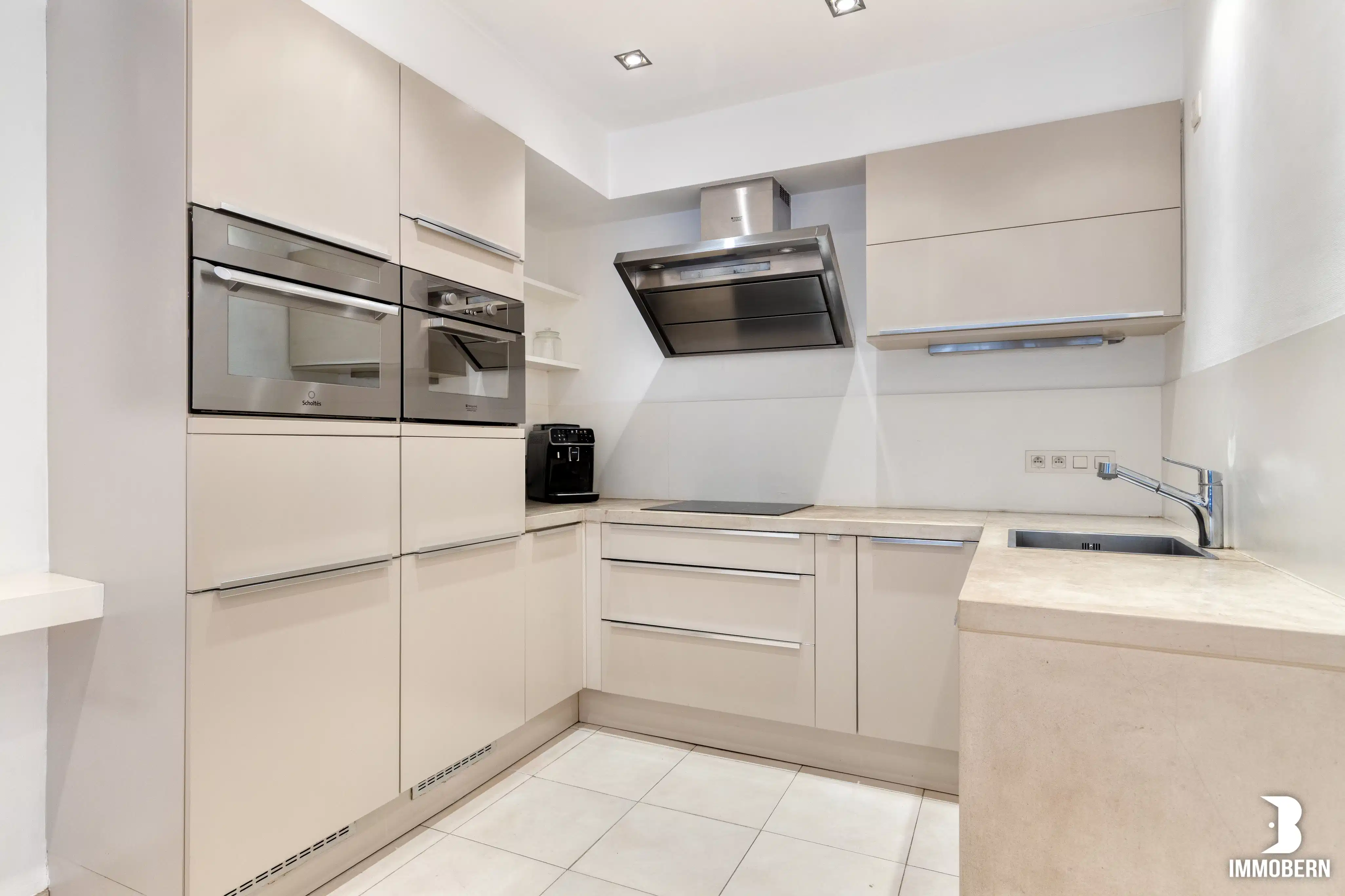 Modern 2-slaapkamerappartement met wellness-allure in Antwerpen foto 5