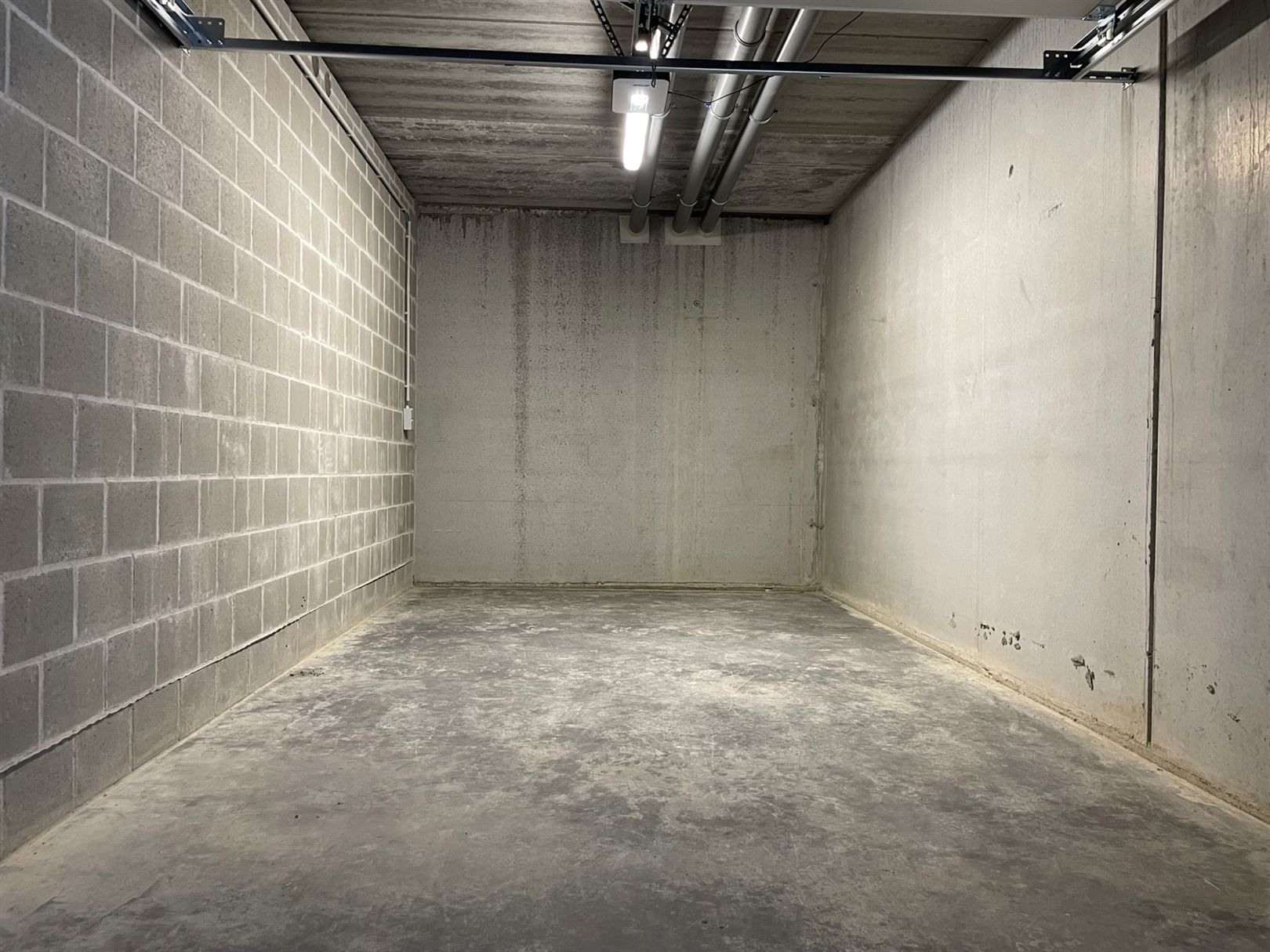 Zeer rustig gelegen instapklaar nieuwbouwappartement met garage foto 15