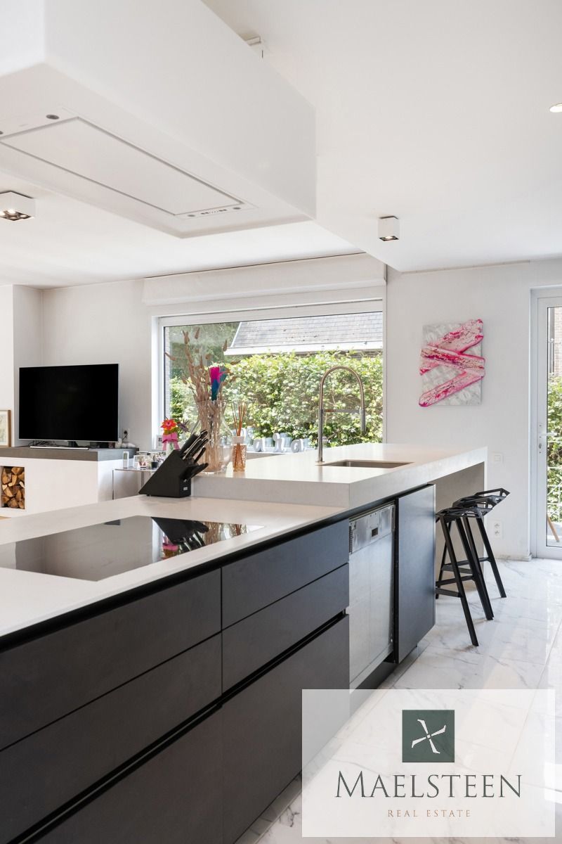 Instapklare villa op 835 m² te Sint-Michiels (Brugge) foto 16