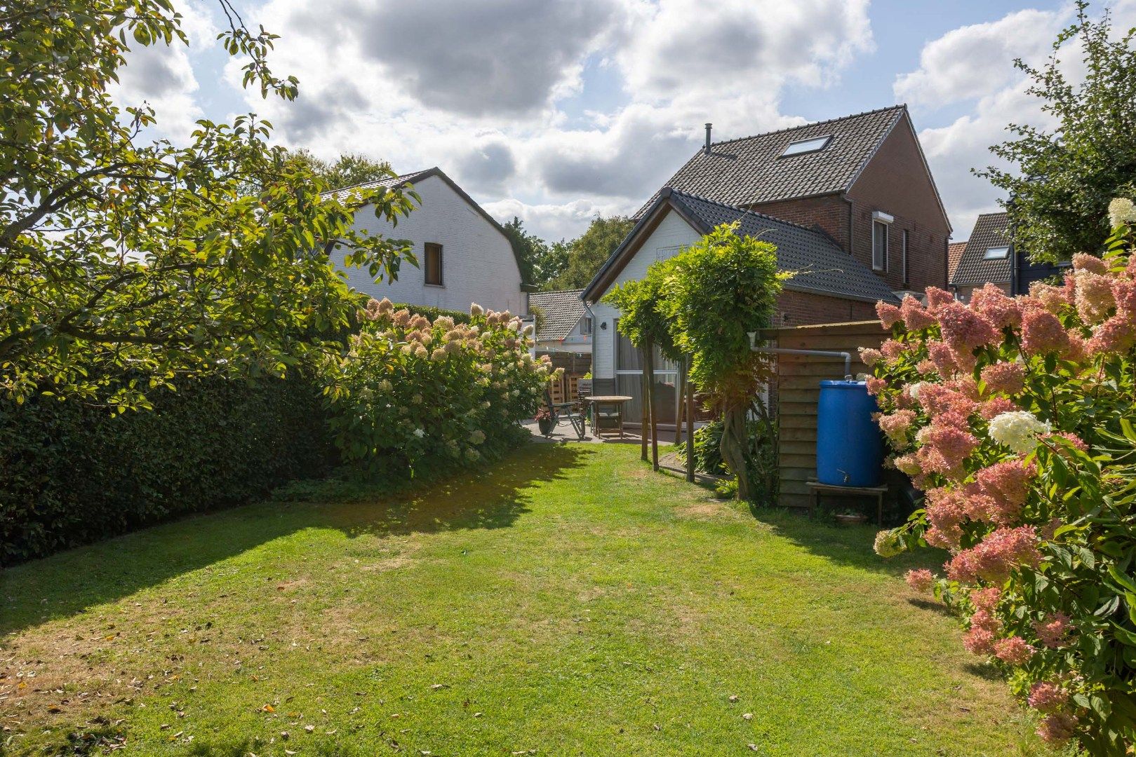 Instapklare gezinswoning te koop!  foto 35