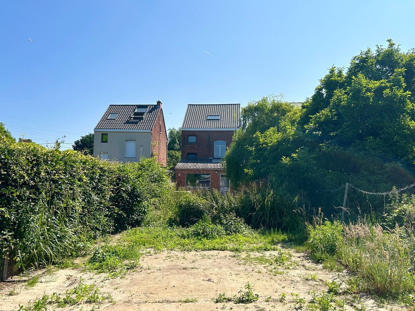 Ruime te renoveren woning met grote tuin en garage op gunstige locatie foto 21
