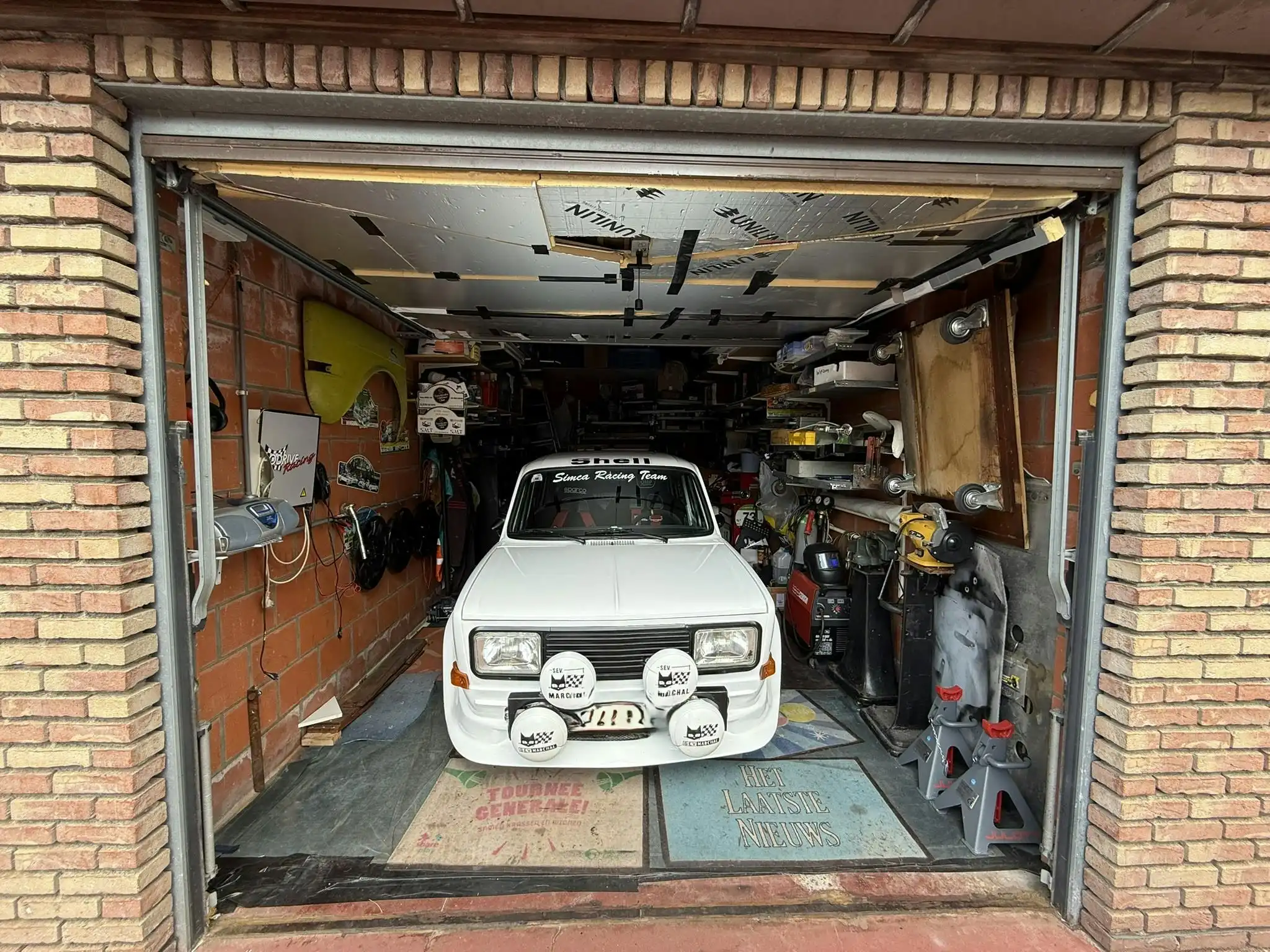Garagecomplex met 5 garages te koop in Elverdinge foto 9
