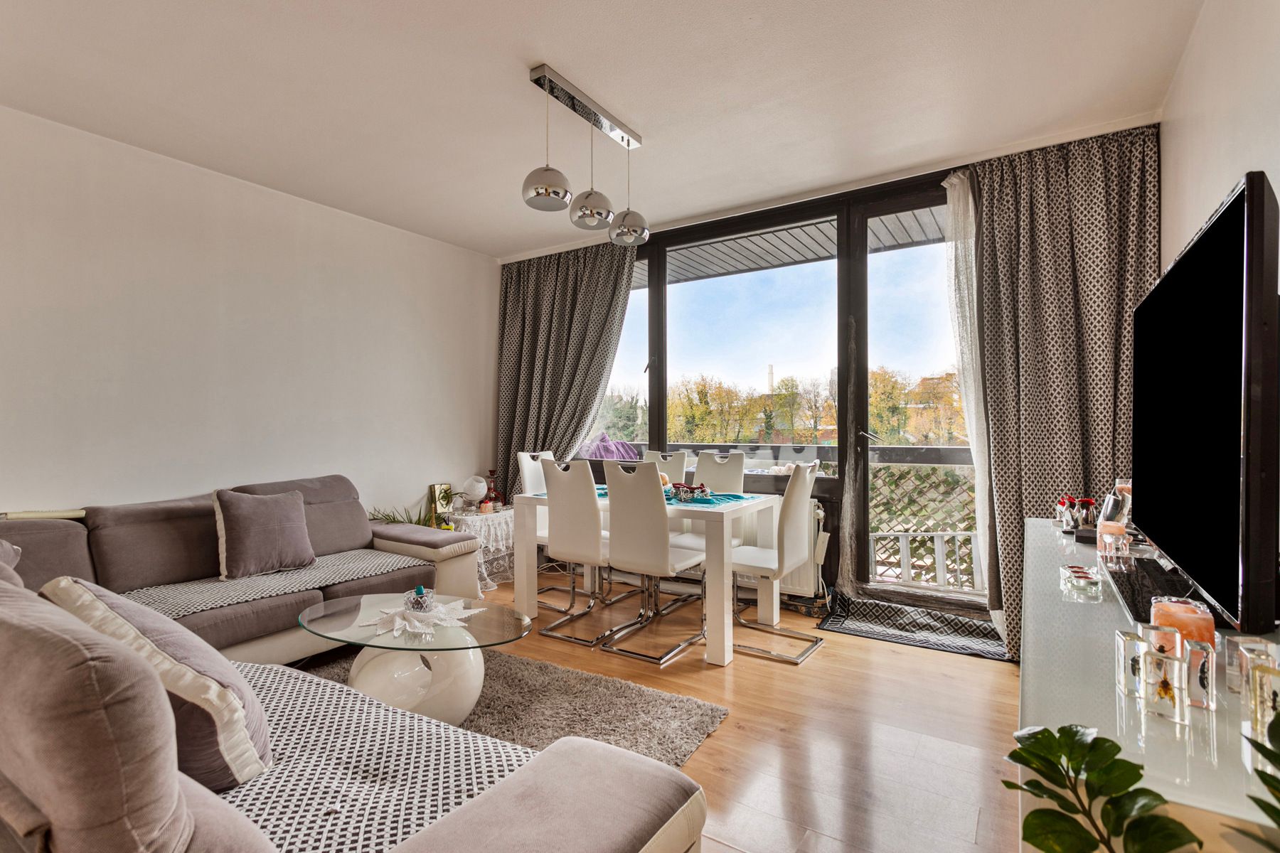 1 slaapkamer appartement met terras en kelder te Jette foto 2