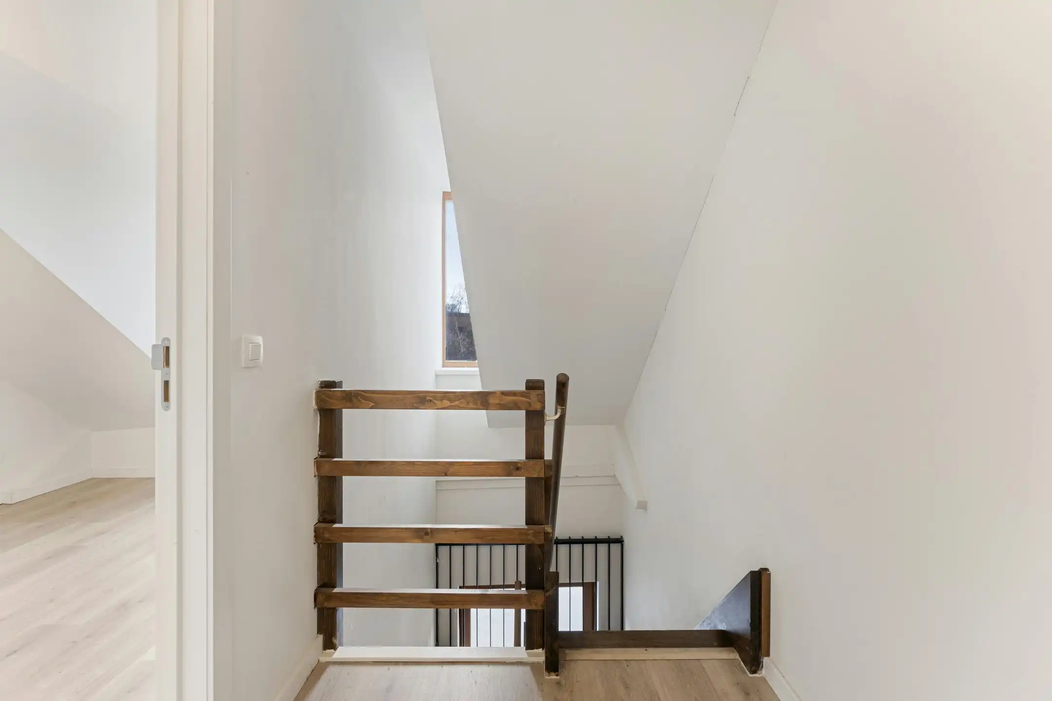 Instapklaar huis met 3 slaapkamers in Edegem foto 15