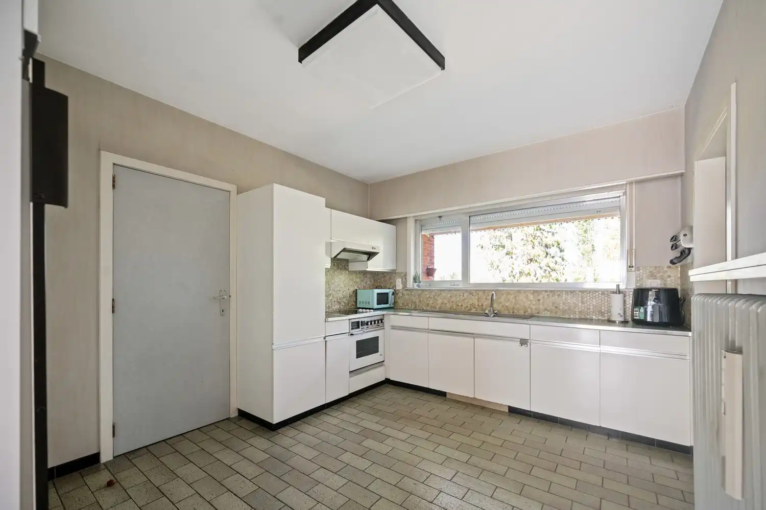 Ruime open bebouwing met 3 slpkrs en veel potentieel op een prima locatie te Beerzel foto 13