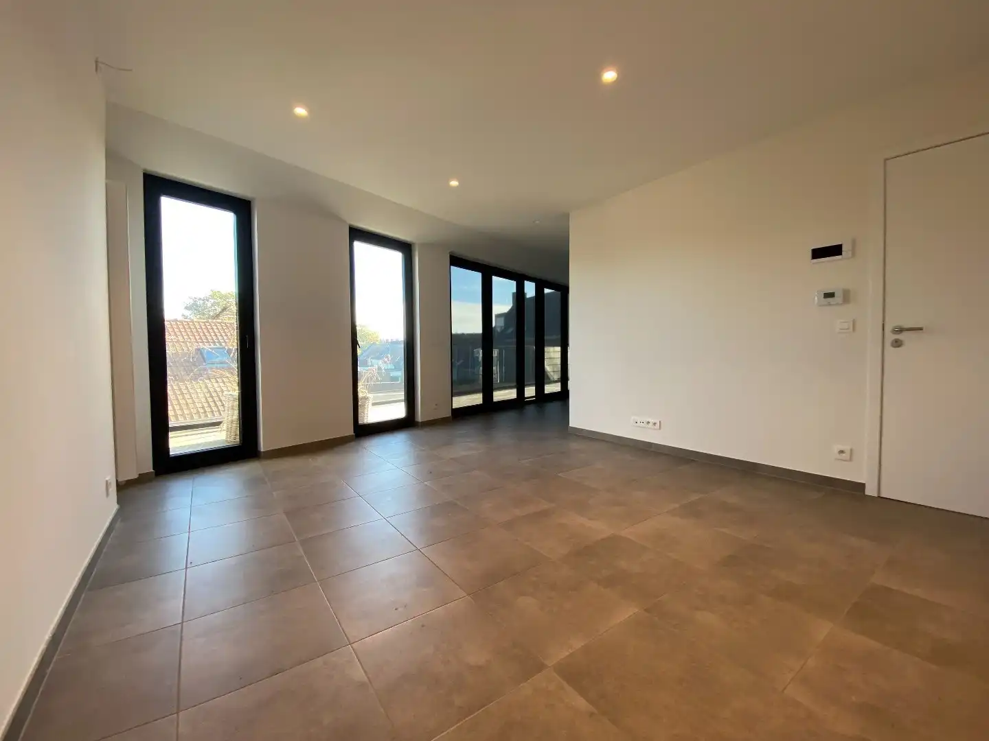 Modern 3-slaapkamer penthouse TE KOOP in centrum Waregem. foto 9