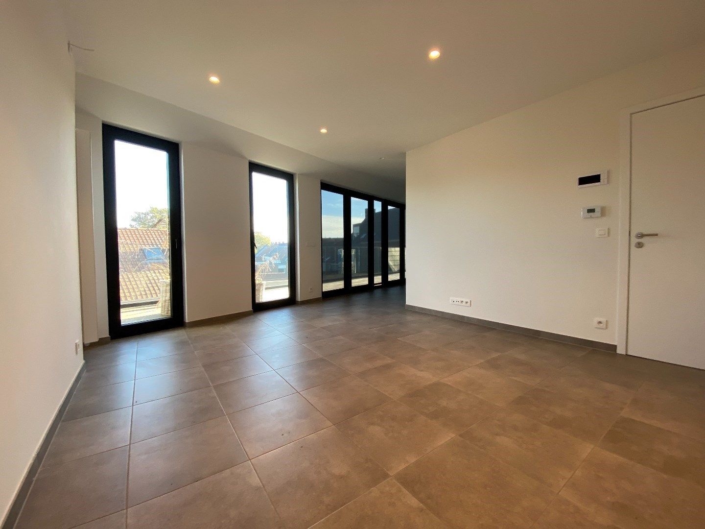 Modern 3-slaapkamer penthouse TE KOOP in centrum Waregem. foto 9